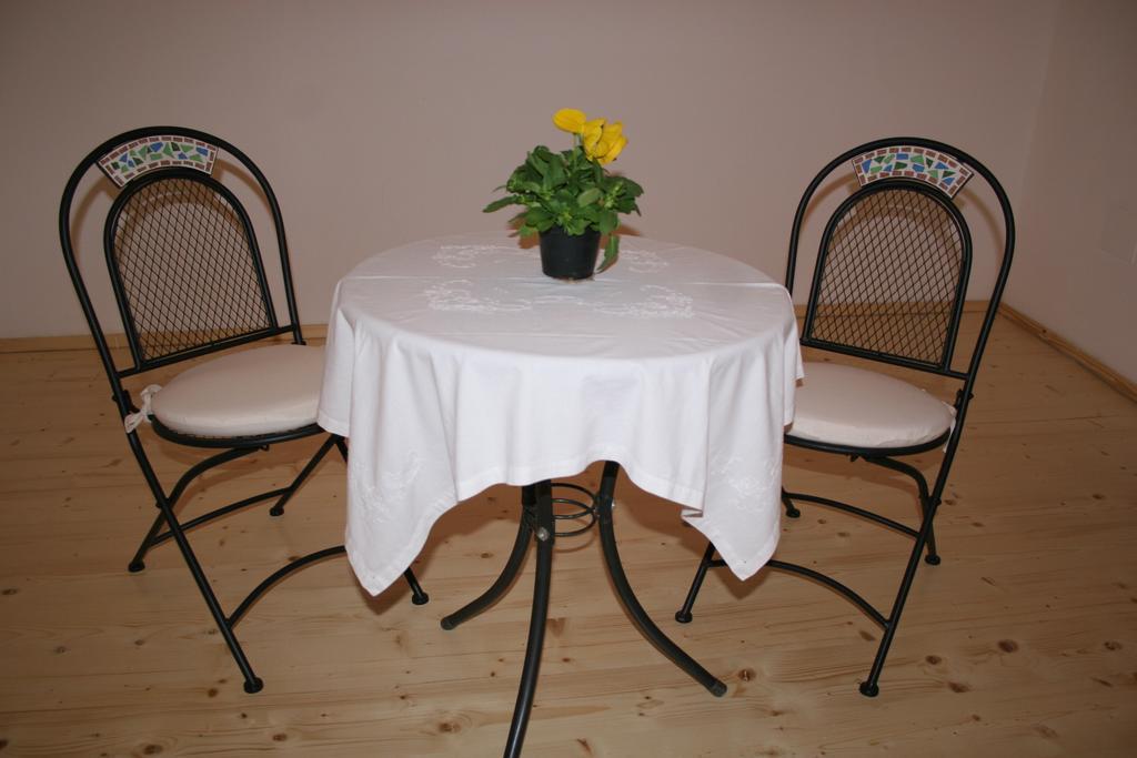 Bed and Breakfast Note Sulla Piazza Кальяри Экстерьер фото