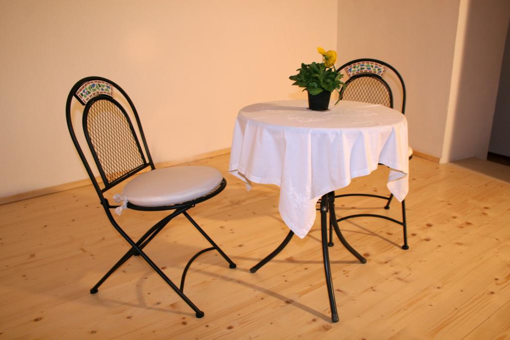 Bed and Breakfast Note Sulla Piazza Кальяри Номер фото