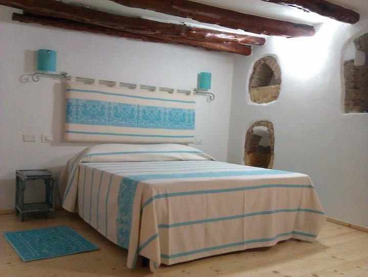Bed and Breakfast Note Sulla Piazza Кальяри Номер фото